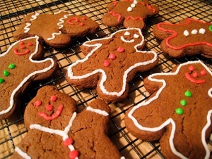 Vegan Gingerbread Cookie Buddies