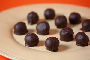 Vegan Chocolate Orange Bomb Bonbons