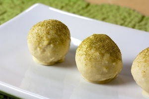 Vegan White Chocolate Matcha Bonbons