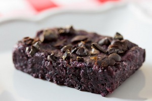 Raw Vegan Cherry Almond Bars