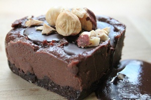 Raw Vegan Chocolate Hazelnut Cheesecake 