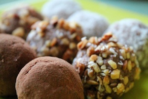 Vegan Coconut Almond Truffles